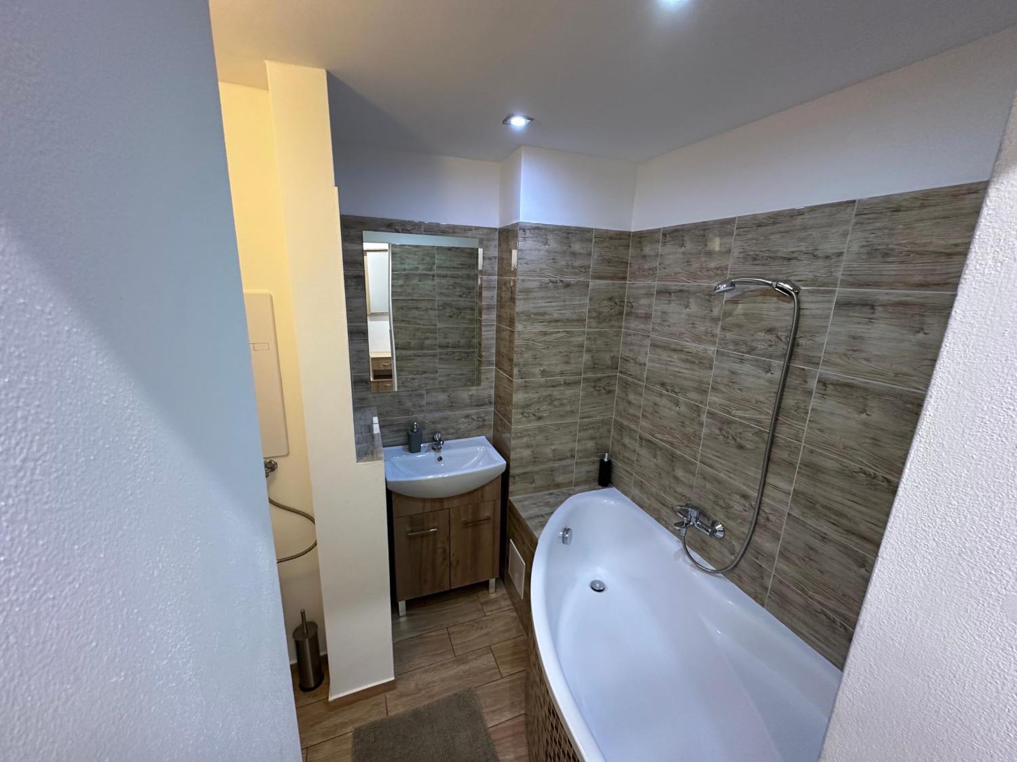 Apartman Bb-Centrum1 Банска-Бистрица Экстерьер фото